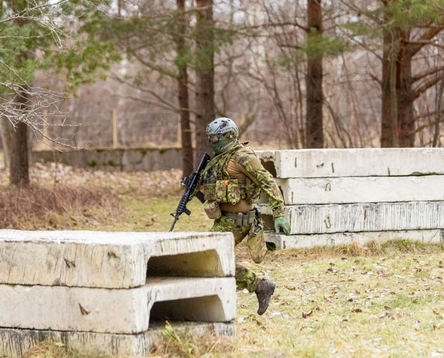 Airsoft strateegiline mäng välitingimustes